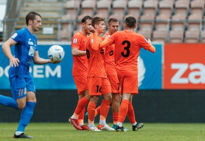 eWinner 2 liga: KGHM Zagłębie II Lubin - Hutnik Kraków | FOTO