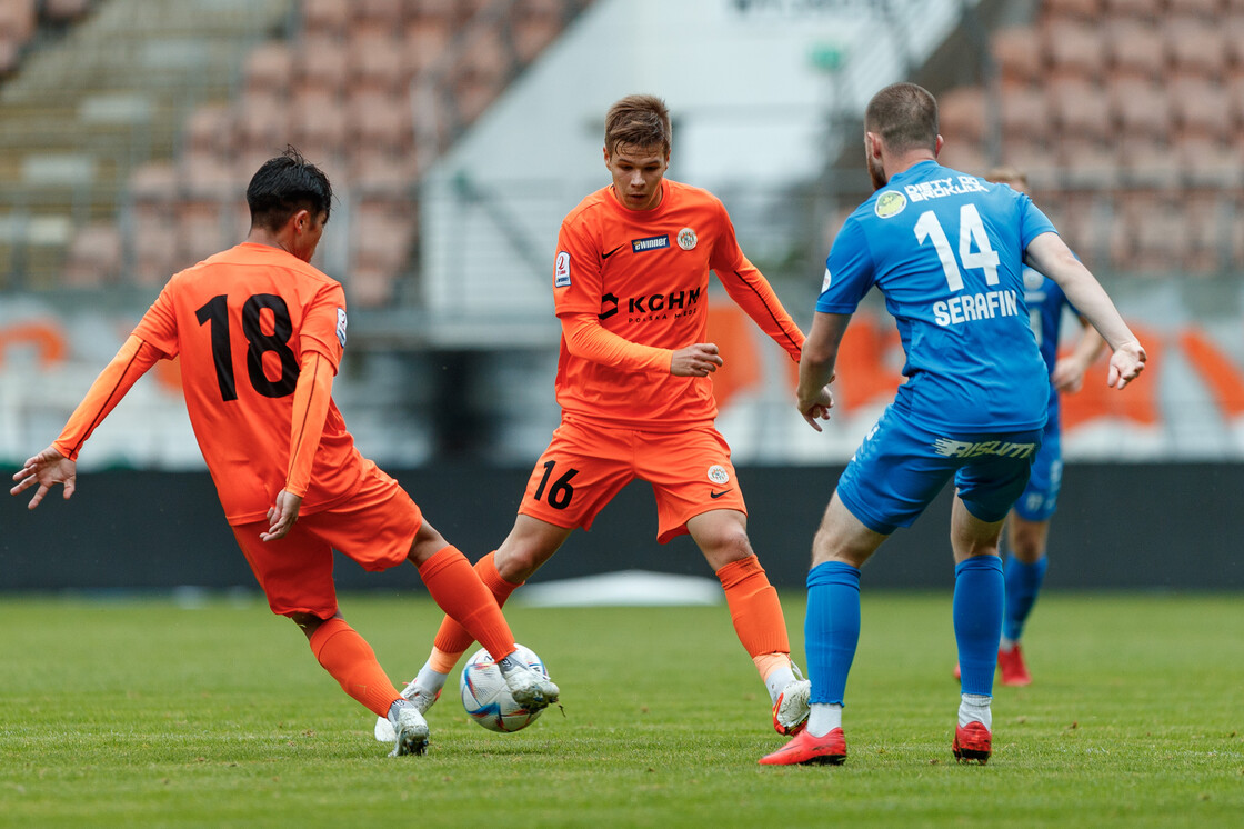 eWinner 2 liga: KGHM Zagłębie II Lubin - Hutnik Kraków | FOTO