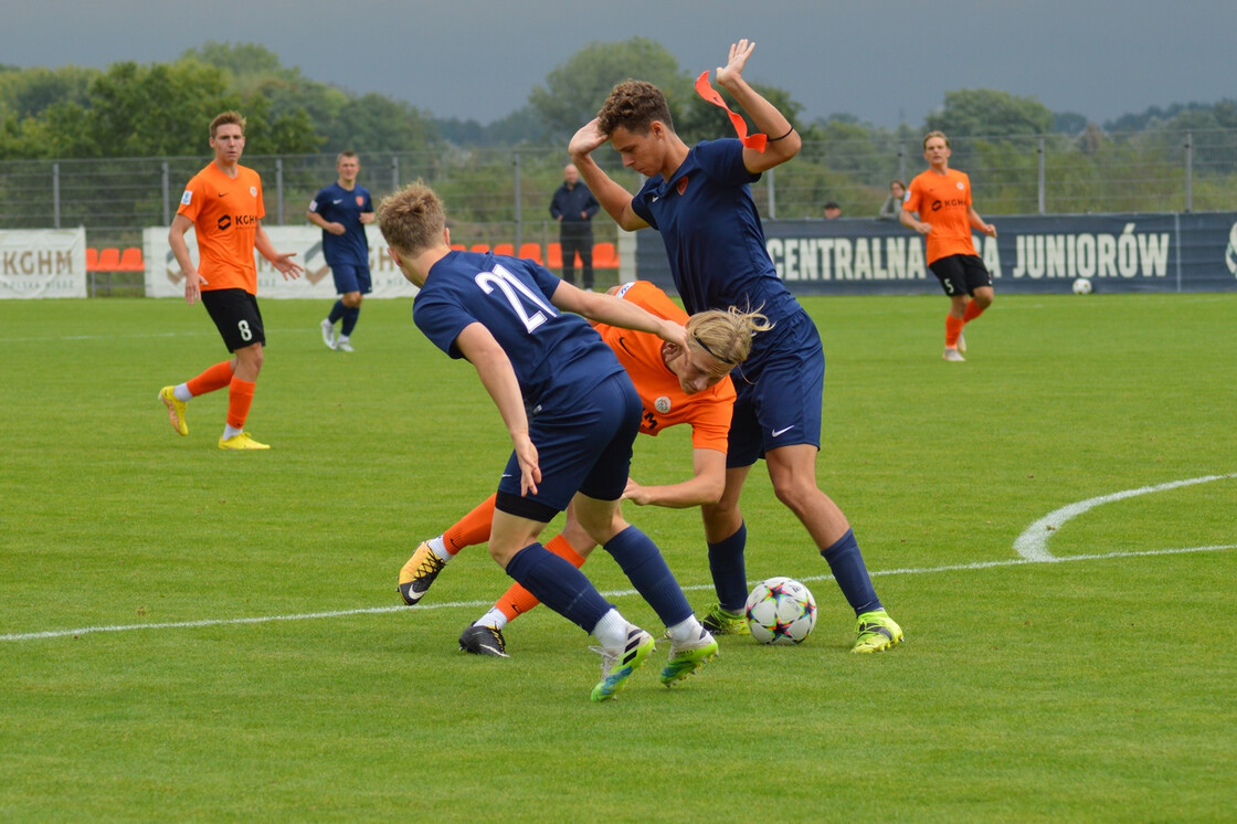 CLJ U19: Zagłębie - Escola Varsovia | FOTO