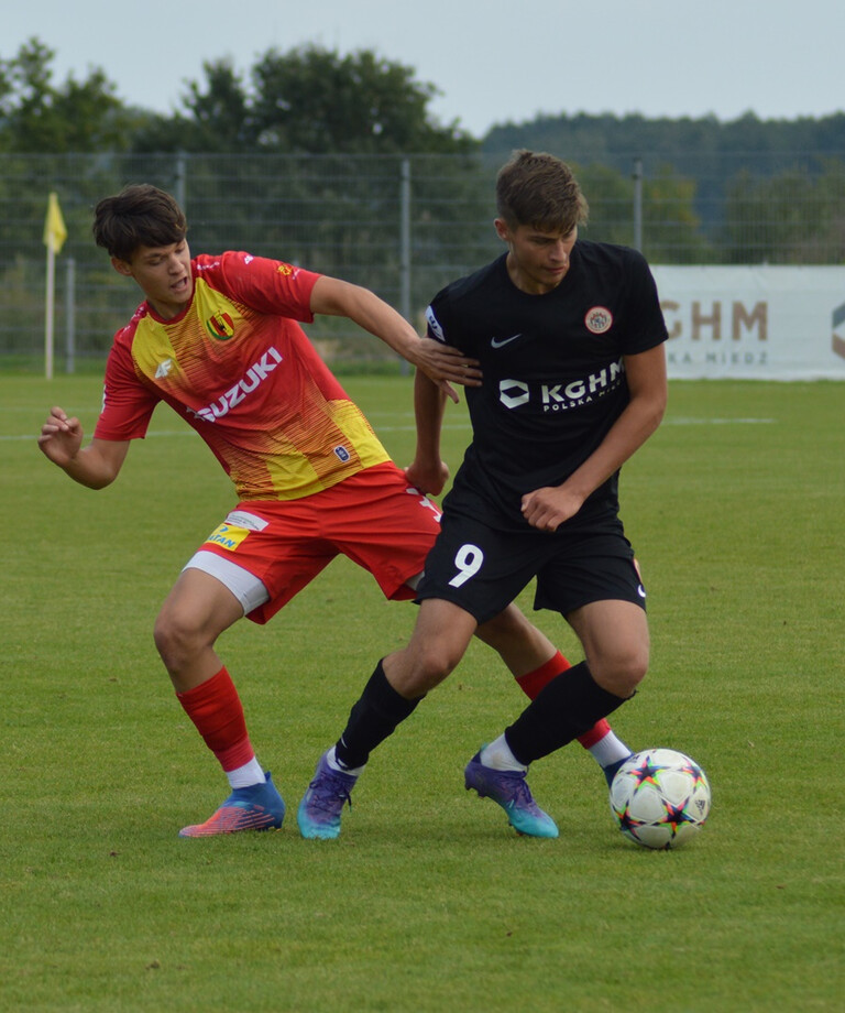 CLJ U19: Mistrzowie Polski górą w starciu z Koroną Kielce CLJ U19: Mistrzowie Polski górą w starciu z Koroną Kielce