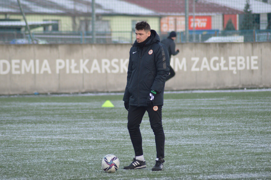 Poranny trening drużyn U17 i U16 Poranny trening drużyn U17 i U16