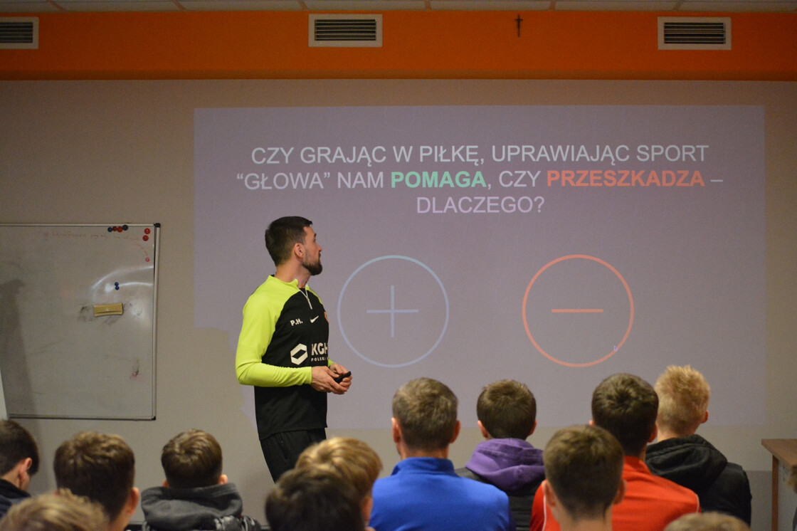 ,,Każdy kij ma dwa końce" - Wykład P. Habrata oraz H. Fornalika ,,Każdy kij ma dwa końce" - Wykład P. Habrata oraz H. Fornalika