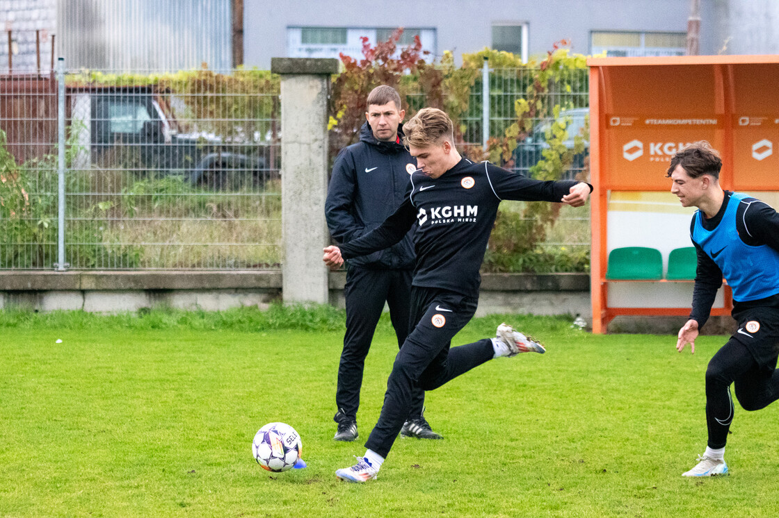 Ostatni trening drugiego zespołu przed starciem z Olimpią Elbląg | FOTO Ostatni trening drugiego zespołu przed starciem z Olimpią Elbląg | FOTO