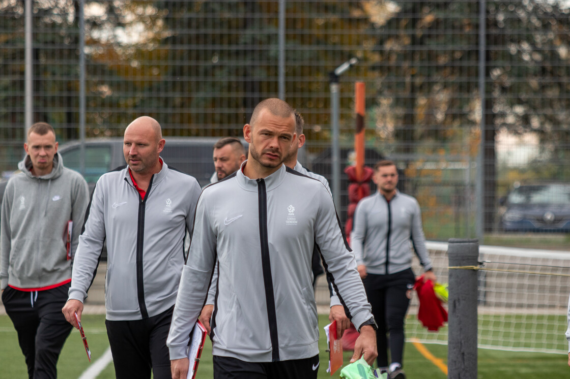 Kurs UEFA Goalkeeper B na obiektach Akademii Piłkarskiej KGHM Zagłębie | FOTO Kurs UEFA Goalkeeper B na obiektach Akademii Piłkarskiej KGHM Zagłębie | FOTO