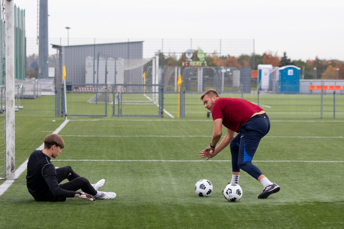 Kurs UEFA Goalkeeper B na obiektach Akademii Piłkarskiej KGHM Zagłębie | FOTO Kurs UEFA Goalkeeper B na obiektach Akademii Piłkarskiej KGHM Zagłębie | FOTO