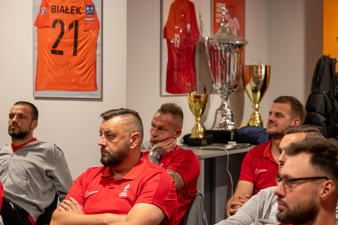 Kurs UEFA Goalkeeper B na obiektach Akademii Piłkarskiej KGHM Zagłębie | FOTO Kurs UEFA Goalkeeper B na obiektach Akademii Piłkarskiej KGHM Zagłębie | FOTO
