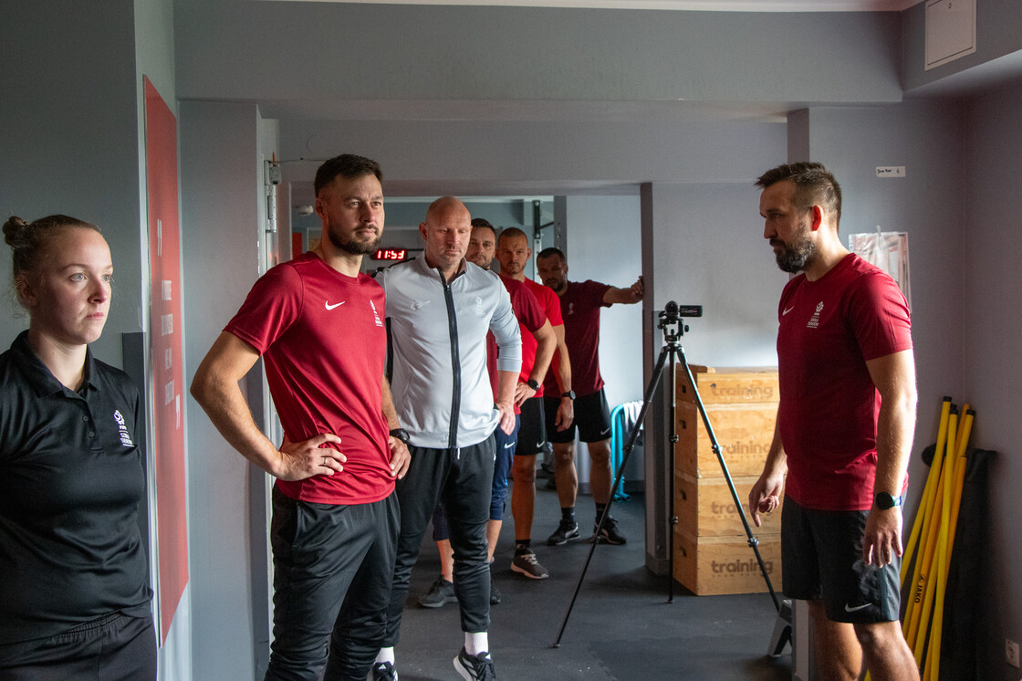 Kurs UEFA Goalkeeper B na obiektach Akademii Piłkarskiej KGHM Zagłębie | FOTO Kurs UEFA Goalkeeper B na obiektach Akademii Piłkarskiej KGHM Zagłębie | FOTO