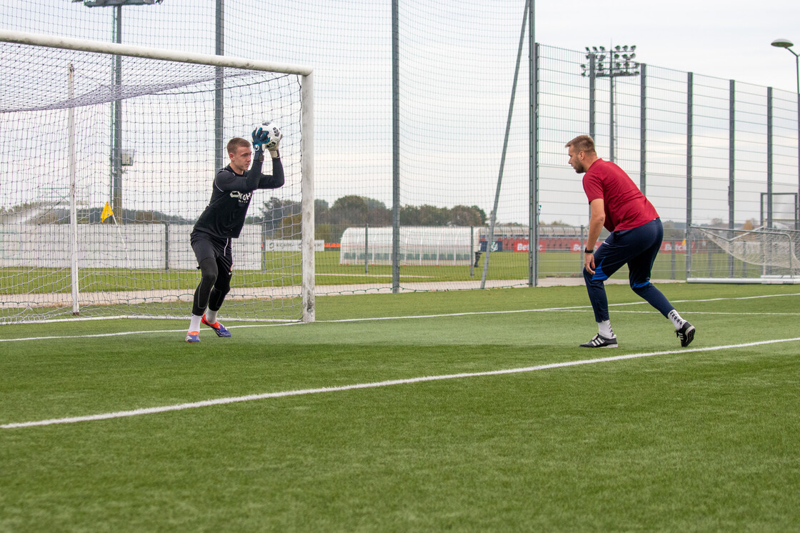 Kurs UEFA Goalkeeper B na obiektach Akademii Piłkarskiej KGHM Zagłębie | FOTO Kurs UEFA Goalkeeper B na obiektach Akademii Piłkarskiej KGHM Zagłębie | FOTO