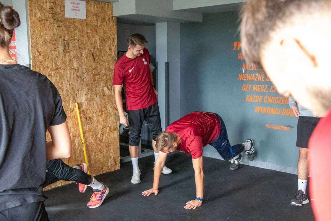 Kurs UEFA Goalkeeper B na obiektach Akademii Piłkarskiej KGHM Zagłębie | FOTO Kurs UEFA Goalkeeper B na obiektach Akademii Piłkarskiej KGHM Zagłębie | FOTO