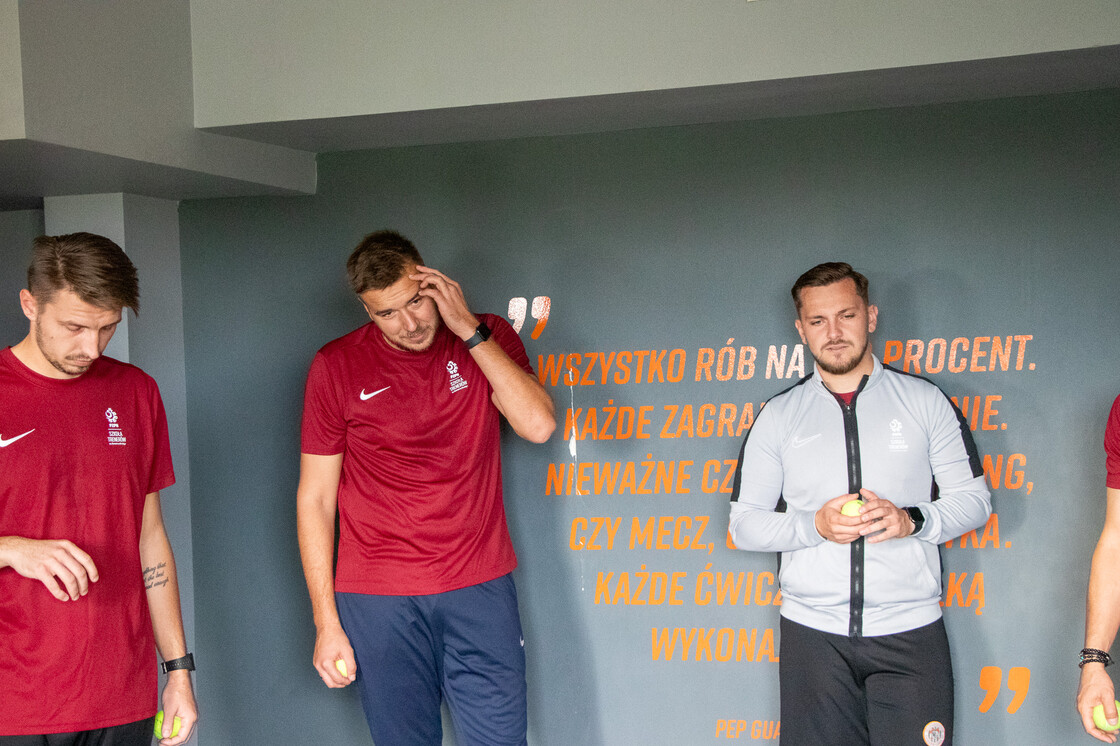 Kurs UEFA Goalkeeper B na obiektach Akademii Piłkarskiej KGHM Zagłębie | FOTO Kurs UEFA Goalkeeper B na obiektach Akademii Piłkarskiej KGHM Zagłębie | FOTO