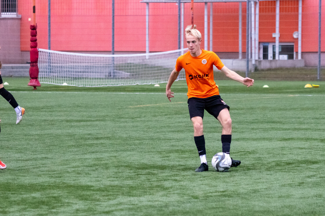 Kurs UEFA Goalkeeper B na obiektach Akademii Piłkarskiej KGHM Zagłębie | FOTO Kurs UEFA Goalkeeper B na obiektach Akademii Piłkarskiej KGHM Zagłębie | FOTO