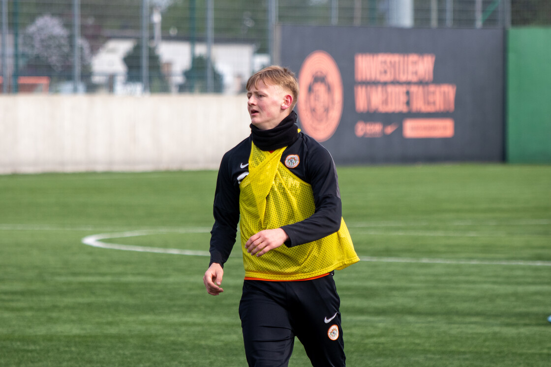 Piątkowy trening U-16, U-17 i U-19 | FOTO