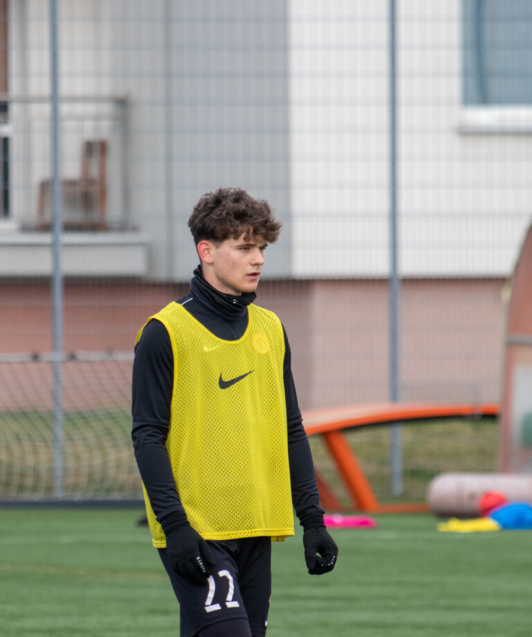 22 gole Karola Cywińskiego po 25 kolejkach w Centralnej Lidze Juniorów U-17 22 gole Karola Cywińskiego po 25 kolejkach w Centralnej Lidze Juniorów U-17