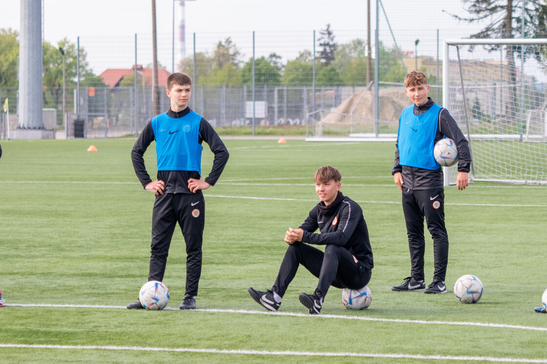 Piątkowy trening U-16, U-17 i U-19 | FOTO