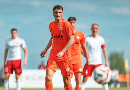 Remis Polaków z Anglikami w Elite League | Występ Filipa Kocaby
