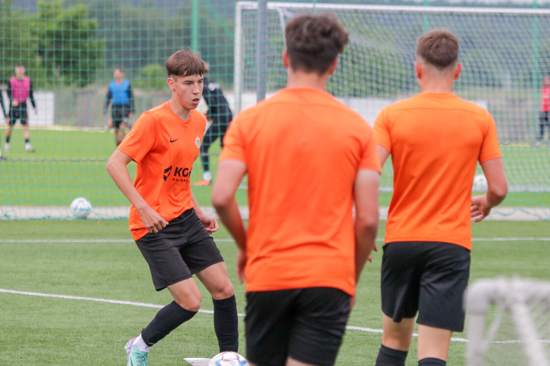 Trening drużyn Akademii | Zdjęcia Trening drużyn Akademii | Zdjęcia