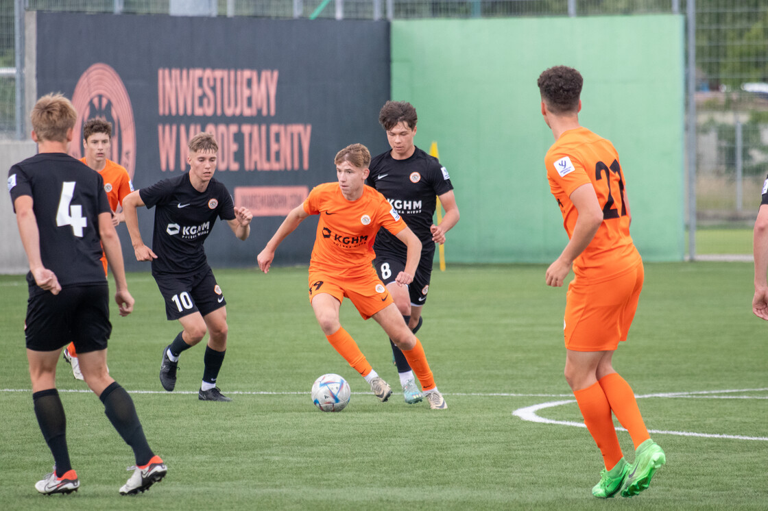 Sparing zespołu U-16 i zawodników testowanych | FOTO Sparing zespołu U-16 i zawodników testowanych | FOTO
