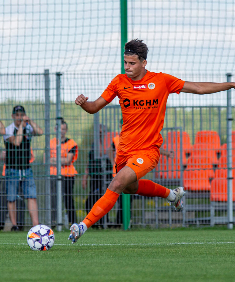 Kamil Sochań i Szymon Karasiński w ścisłej kadrze reprezentacji U-20 na mecz z Portugalią Kamil Sochań i Szymon Karasiński w ścisłej kadrze reprezentacji U-20 na mecz z Portugalią