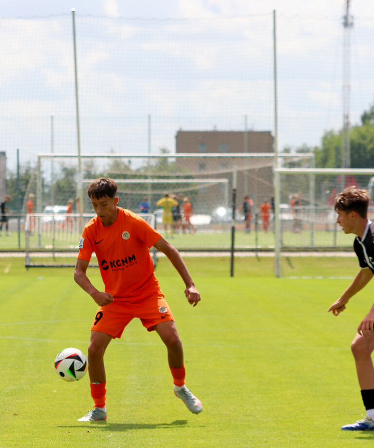 Szymon Keller-Nowak powołany na zgrupowanie selekcyjne do reprezentacji Polski U-16 Szymon Keller-Nowak powołany na zgrupowanie selekcyjne do reprezentacji Polski U-16