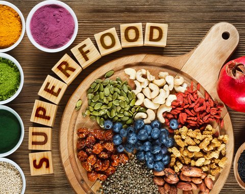 SUPERFOODS DLA SPORTOWCÓW SUPERFOODS DLA SPORTOWCÓW